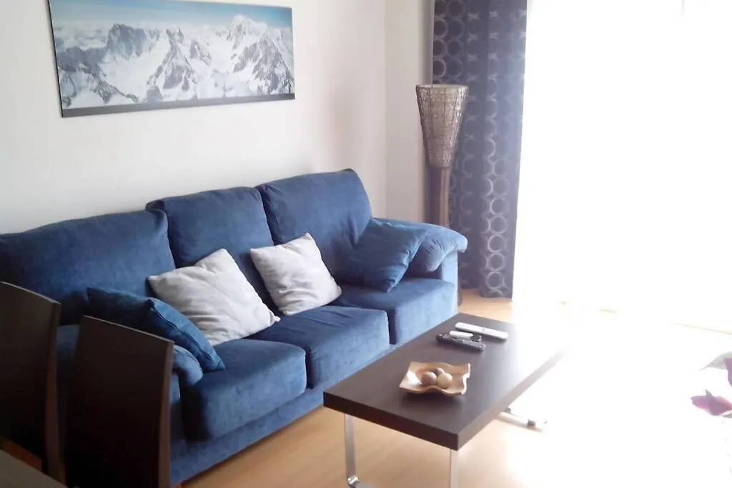 Bonito Apartamento De 3 Hab. Con Jardin Roses